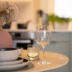 Apartment Gem: Parking Balcony Scenic Views