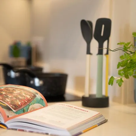 Gem: Parking Balcony Scenic Views Ambleside