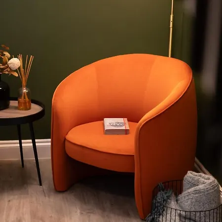 Gem: Parking Balcony Scenic Views 公寓