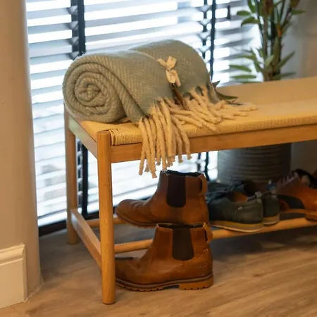 Gem: Parking Balcony Scenic Views Διαμέρισμα