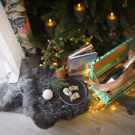 Gem: Parking Balcony Scenic Views 安布尔塞德